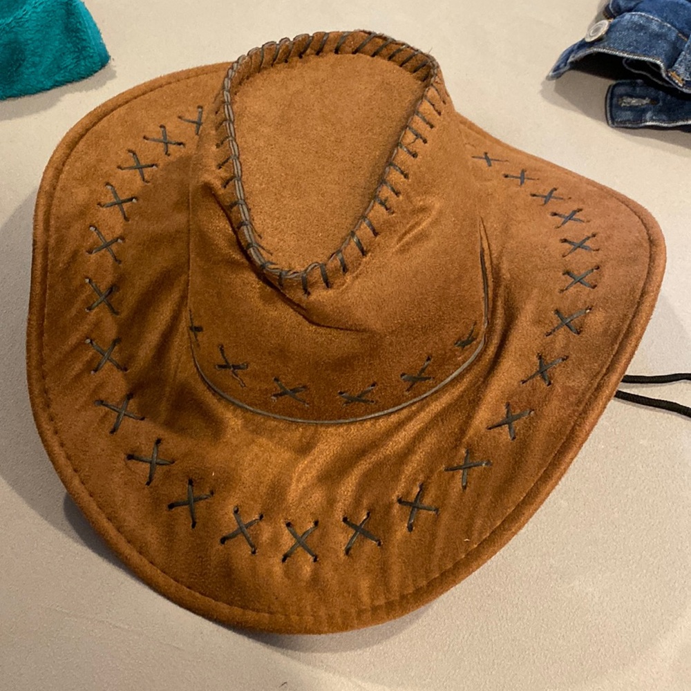 Cowboy Hat with Tie